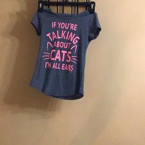 Justice size 7 t-shirt